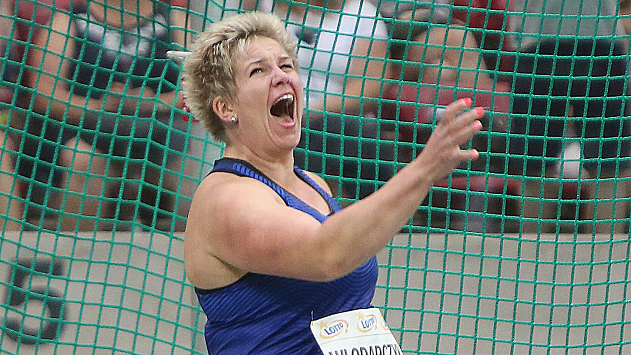 Wlodarczyk Throws Metres Breaks Own Hammer Record