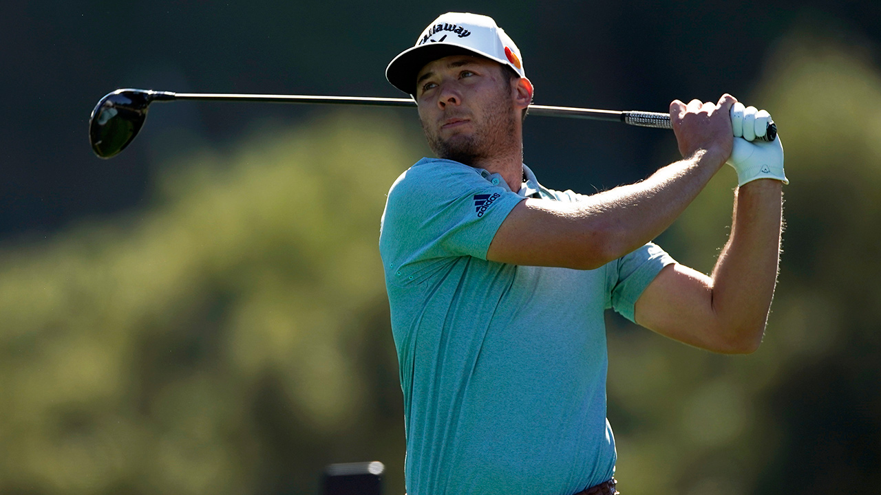 Burns Leads The American Express Amateur Dunlap On The Hunt