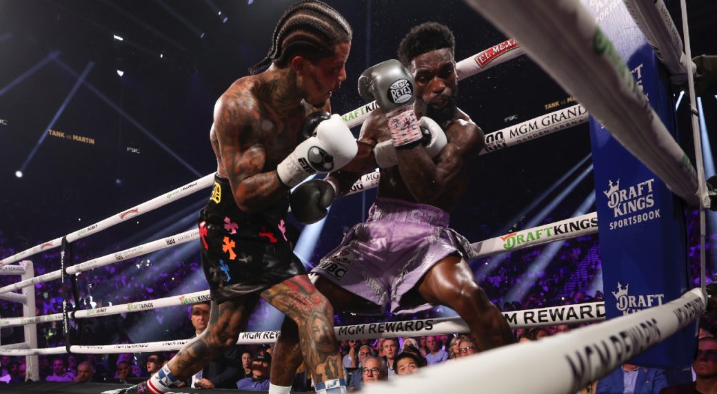 Tank Davis Knocks Out Martin In Eighth Round To Keep Wba Lightweight