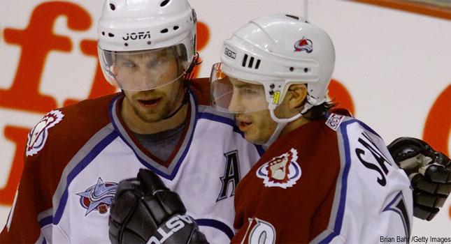 Avalanche retire jersey of Peter Forsberg in ceremony before season opener  - The Hockey News