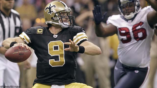 Brees shines as Saints hand Texans first loss