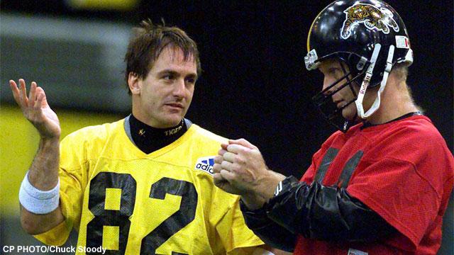 Patriots turn tables on Flutie, Chargers