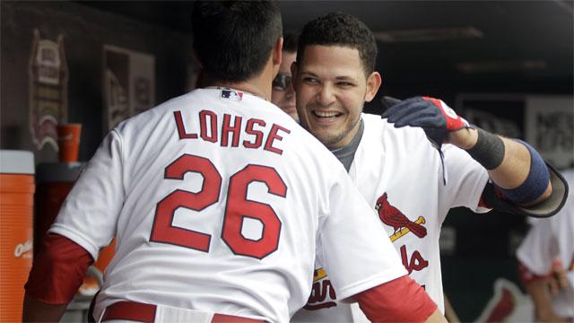 Yadier Molina Goes 4 for 4 as Cardinals Top Brewers - The New York