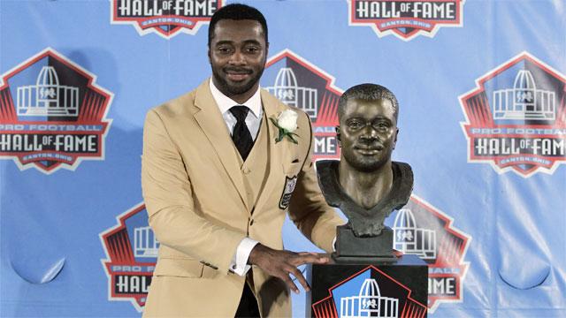 Jets Retire Curtis Martin's No. 28 - CBS New York