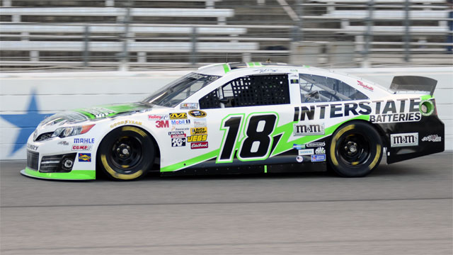 Busch brothers starting on front row at Texas