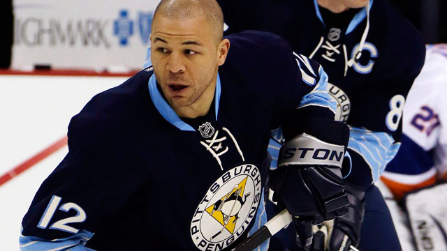 Jarome Iginla signs one-year deal with Boston Bruins 