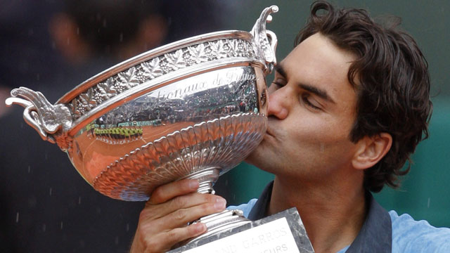 Roger Federer has been the bridesmaid to Nadal’s dominance in four his seven titles, but the Swiss had the last laugh in 2009 when Nadal was upset before the playoffs. (AP/Christophe Ena)