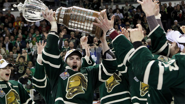 London Knights win ninth straight as No. 1 Kitchener hears footsteps