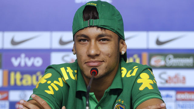 Neymar: Brazil tougher to play for than Santos