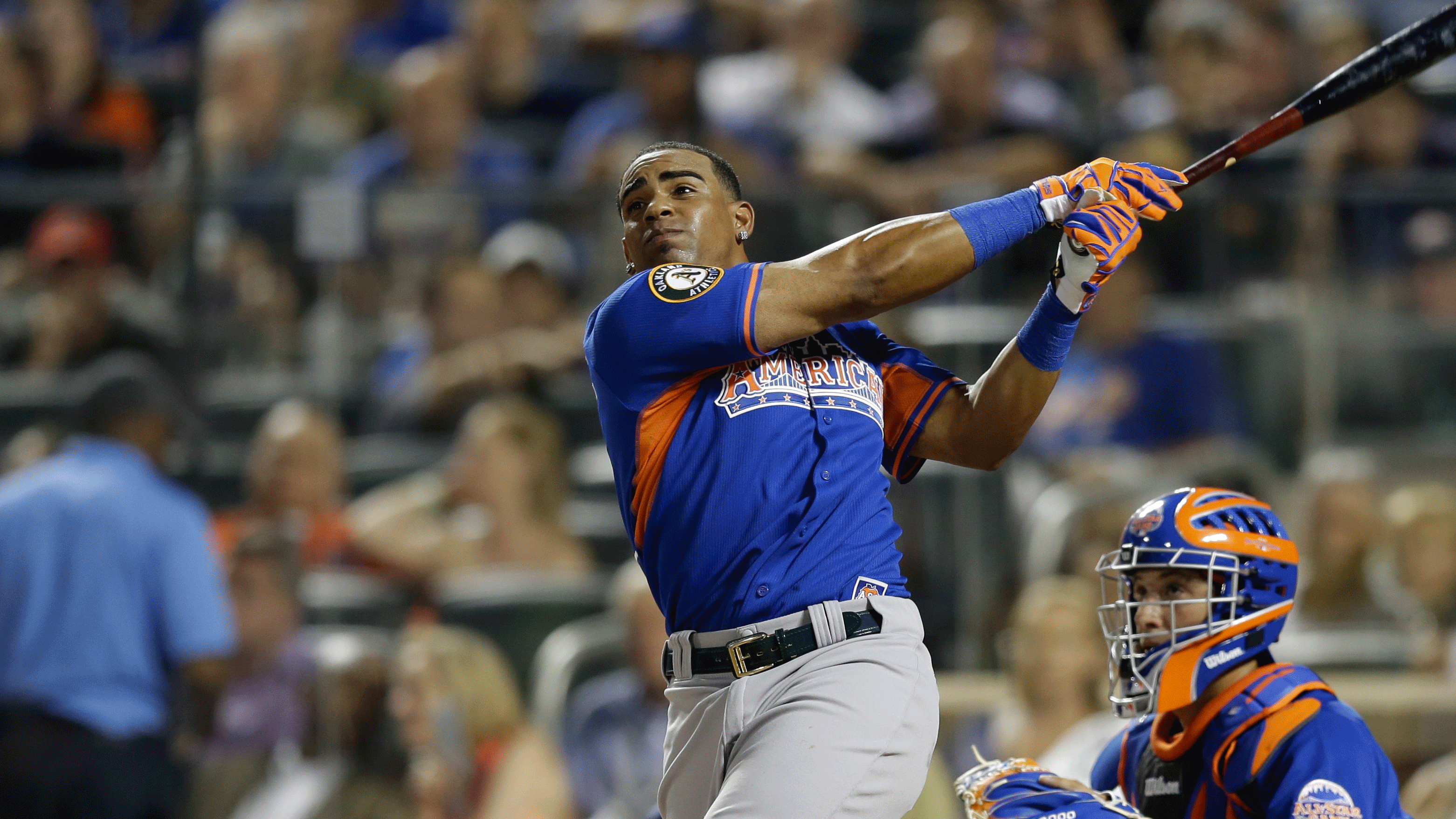 Yoenis Cespedes smacks a dinger. (AP/Kathy Willens)