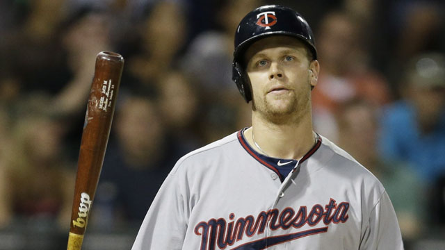 Twins trade Canadian Justin Morneau to Pirates