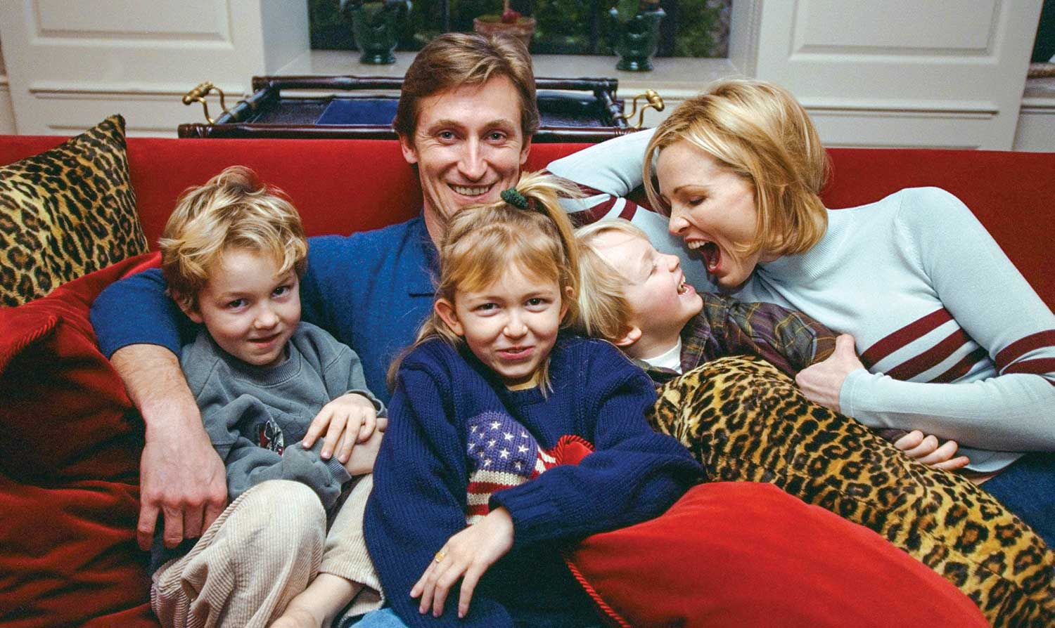 Shoebox Legends: Grabbing Gretzkys - A Look Back at Upper Deck's