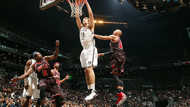 lebron james dunking on jason terry wallpaper