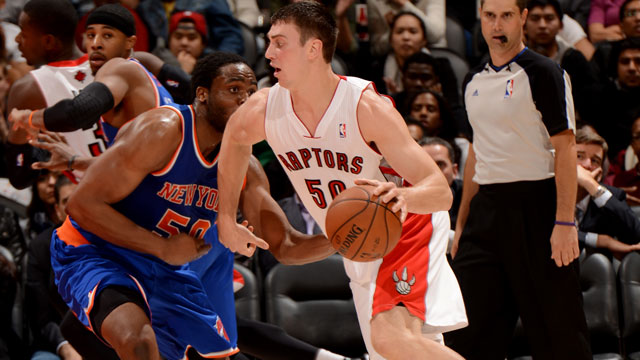 AP source: Hornets agree to contract with Tyler Hansbrough