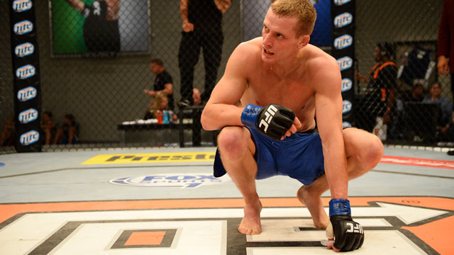 Grant advances to TUF 18 finale; Gutierrez DQ'd