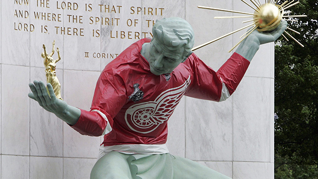 Detroit Lions' jersey on the Spirit of Detroit statue