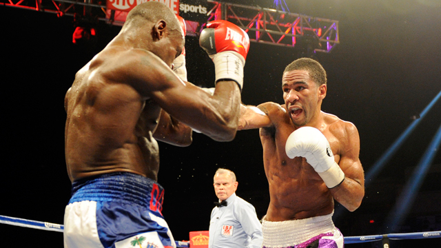 Peterson retains IBF junior welterweight title