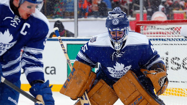 Bernier strengthens grip on Maple Leafs' net