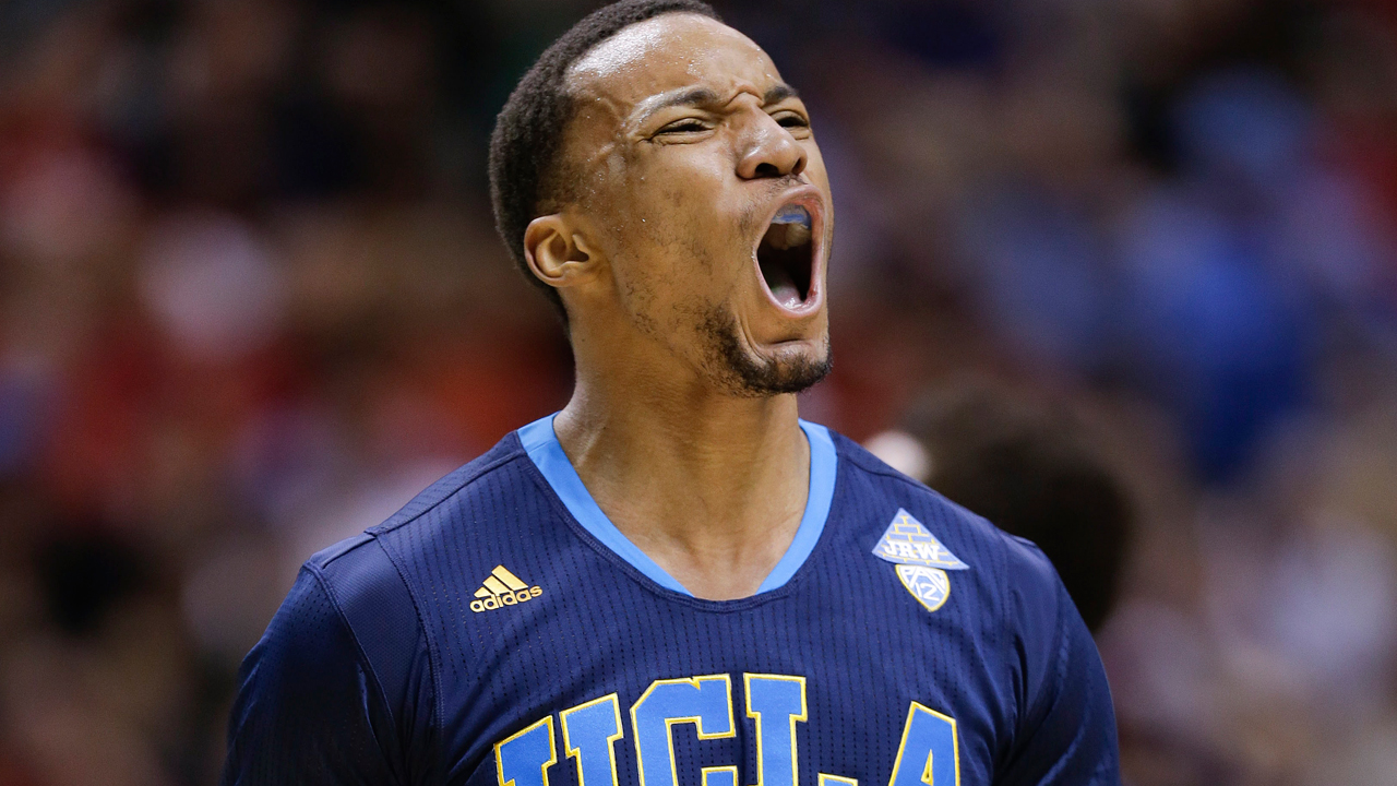 Bucks deal UCLA's Powell, pick to Raptors for Vasquez