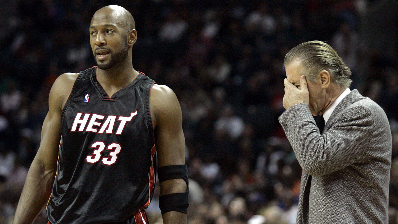 Alonzo Mourning No. 33 NBA Champion Miami Heat Basketball Game 