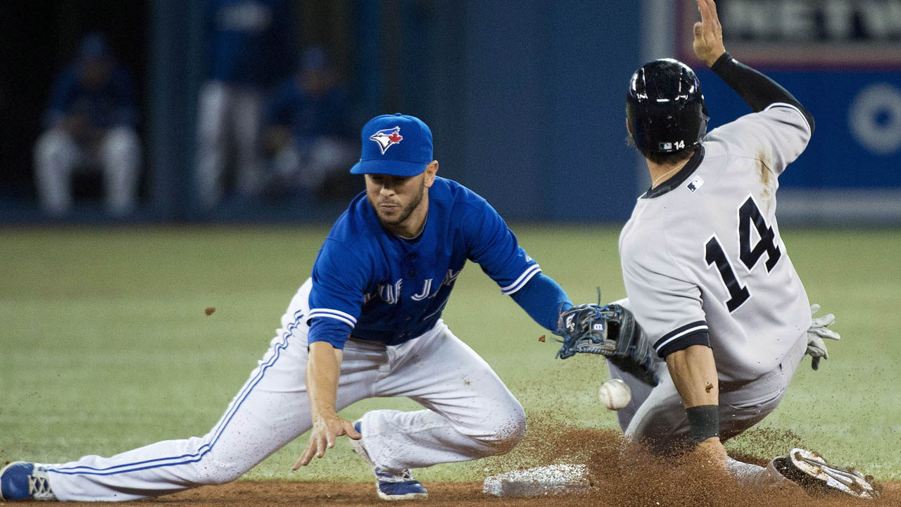 Toronto Blue Jays' Paul Molitor eyes his double in the fourth