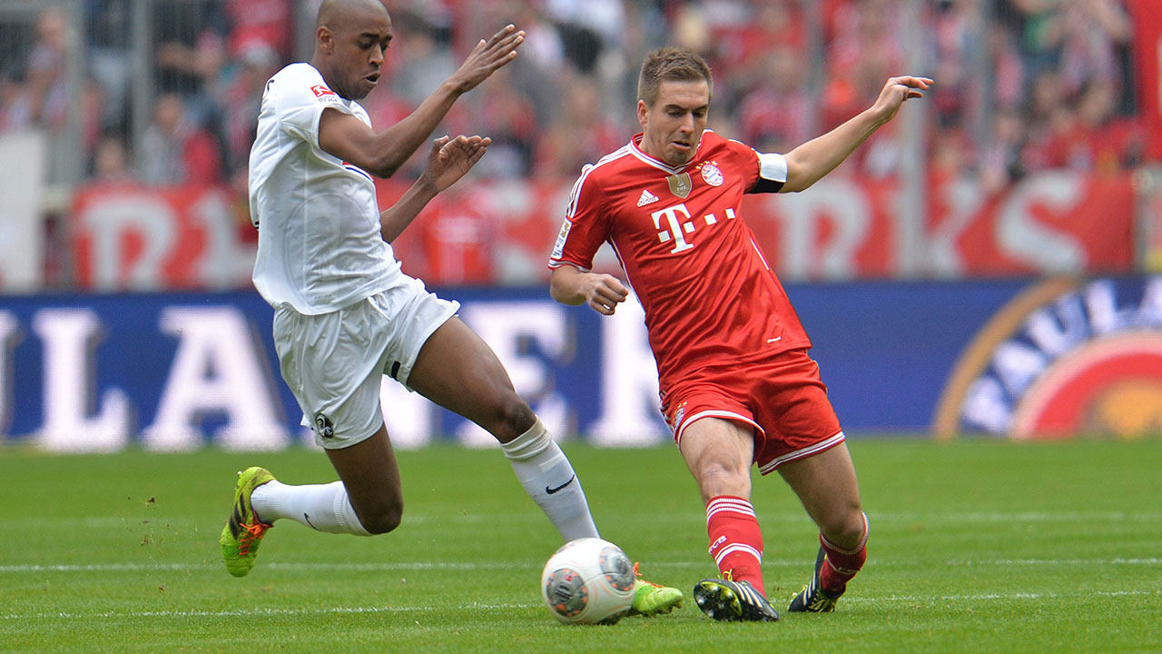 Lahm, Müller sign 2-year extensions with Bayern