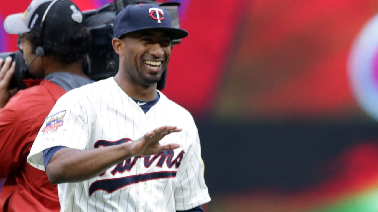 Twins place infielder Nunez on disabled list