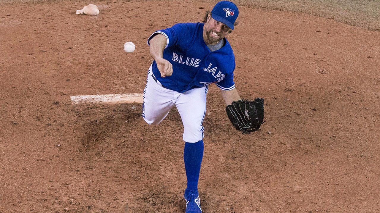 Blue Jays starter R.A. Dickey: Playing at Globe Life Park will help my  knuckleball against Rangers