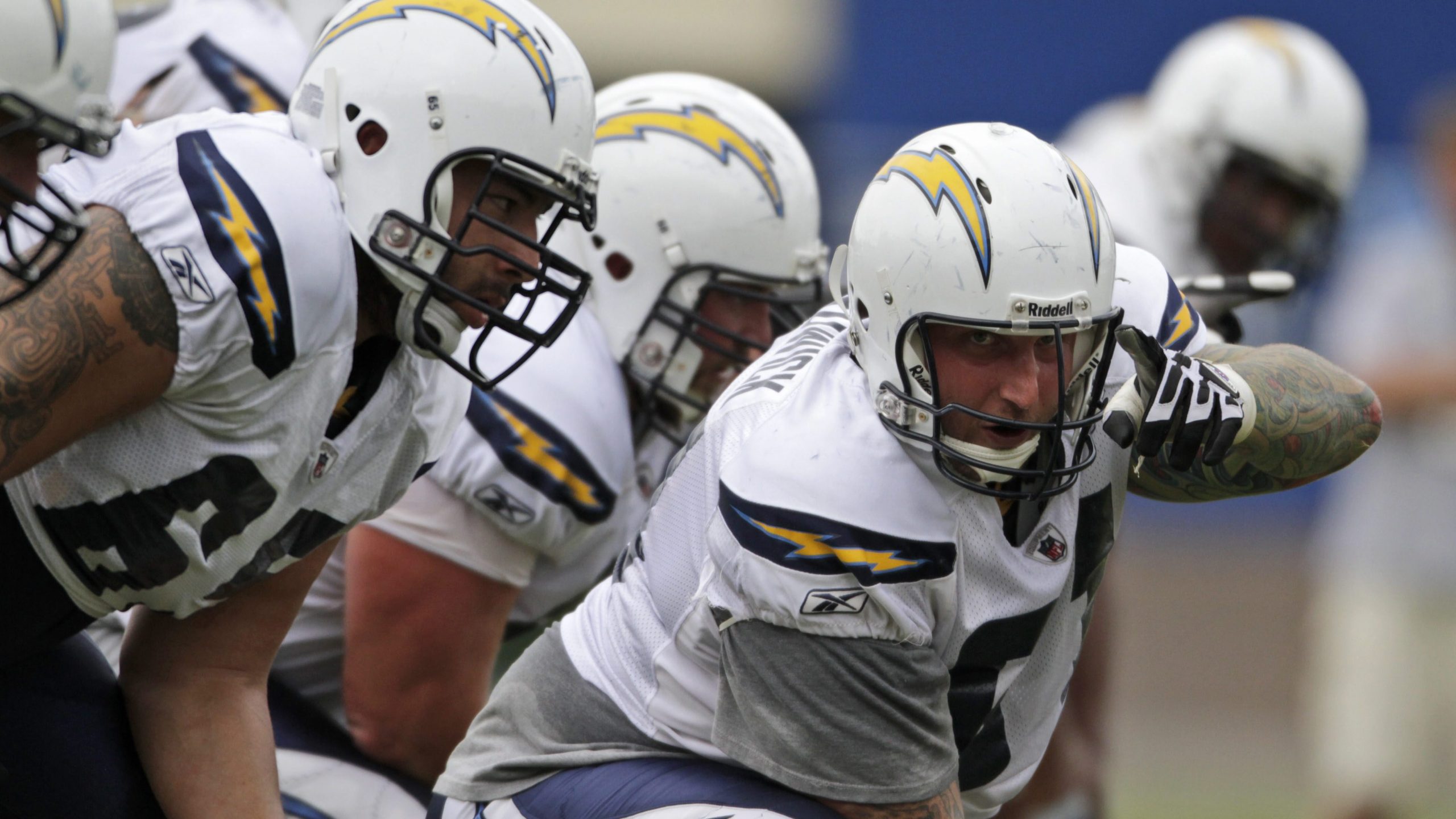 Chargers' Ohrnberger goes on injured reserve