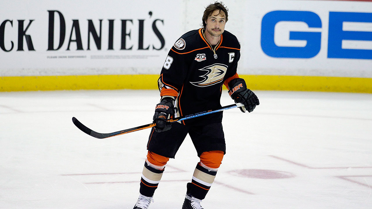 Selanne blasts ex coach Boudreau in biography