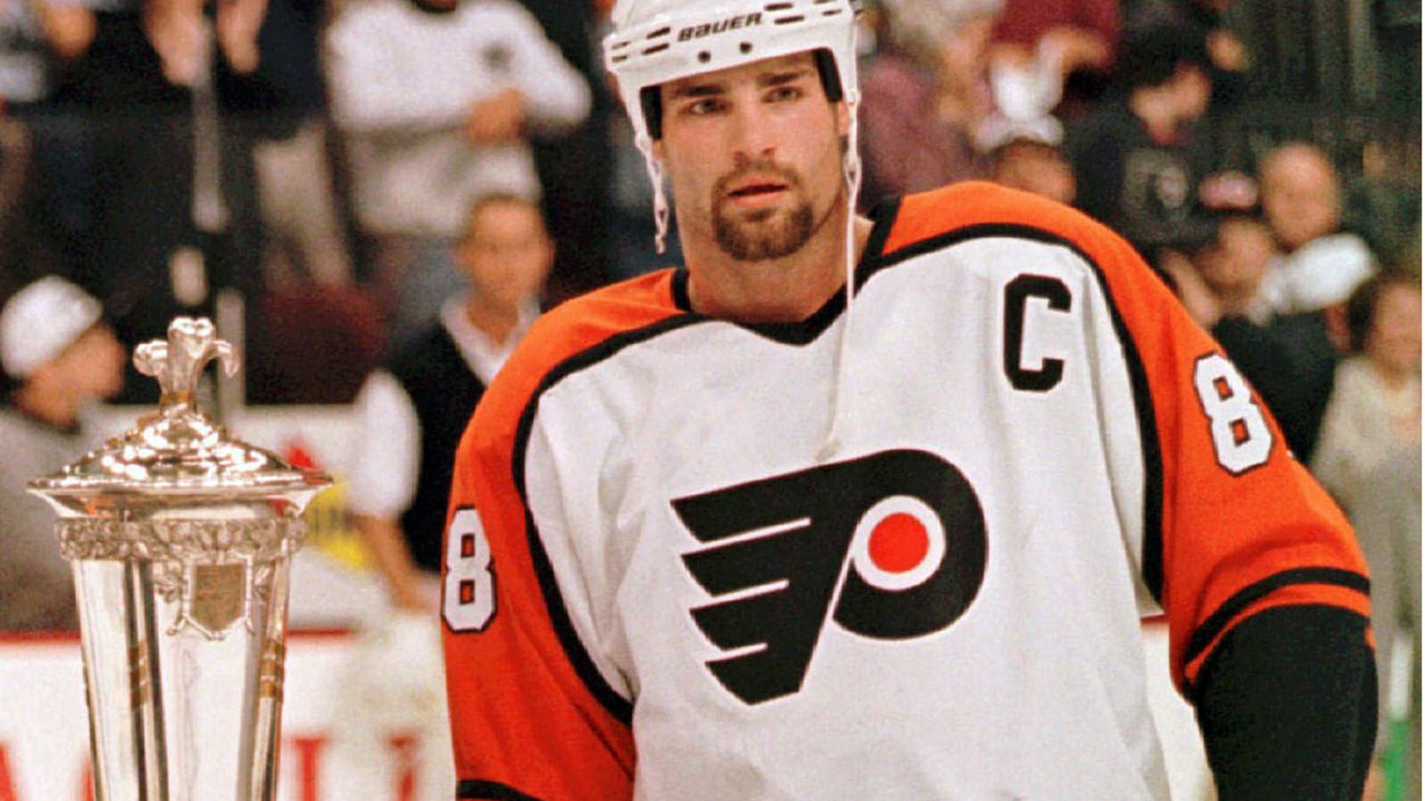 When Eric Lindros welcomed Peter Forsberg to the NHL in the most