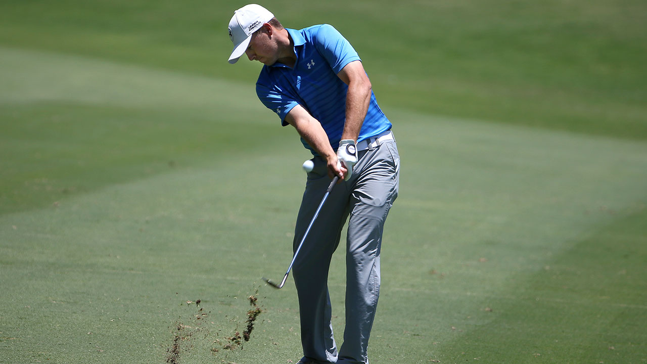 Spieth wins Australian Open by six strokes