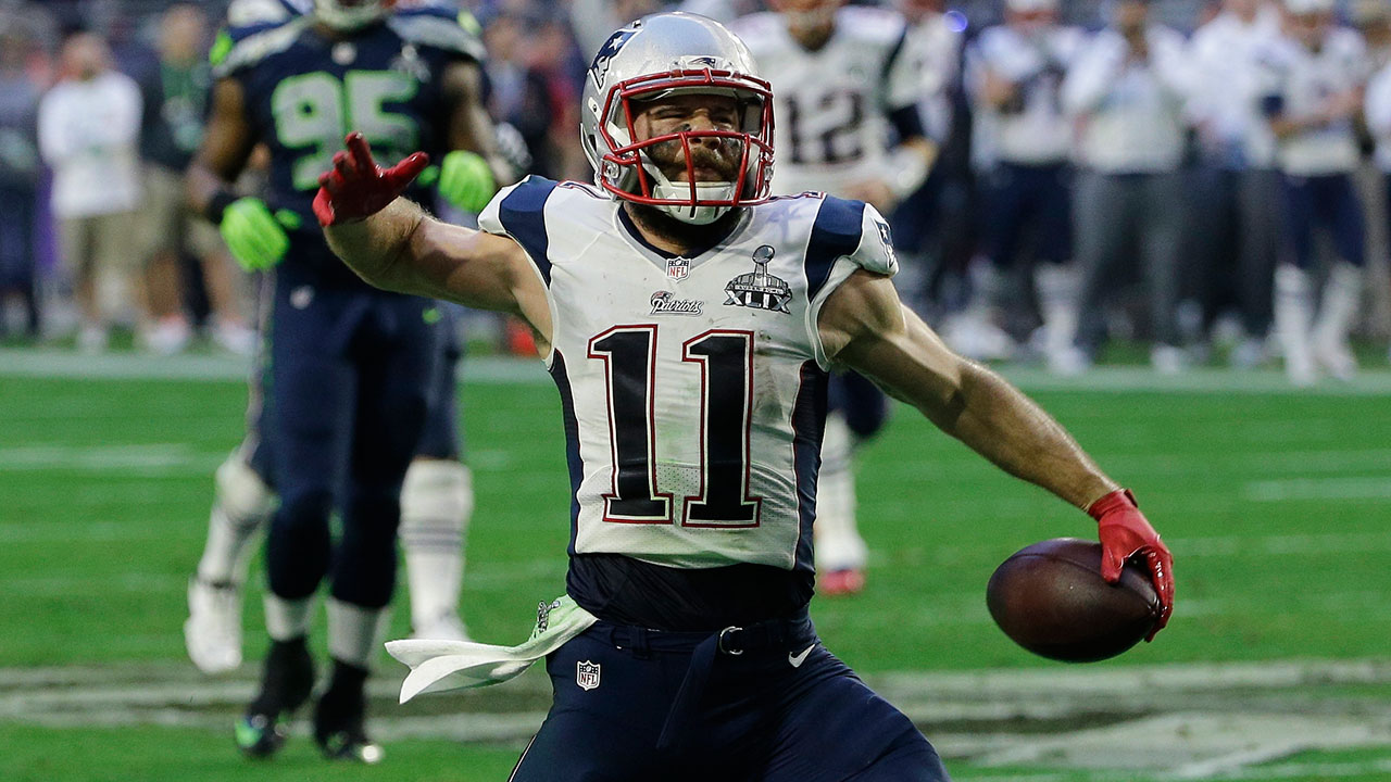 Valley News - Extension in hand, Edelman can focus on football