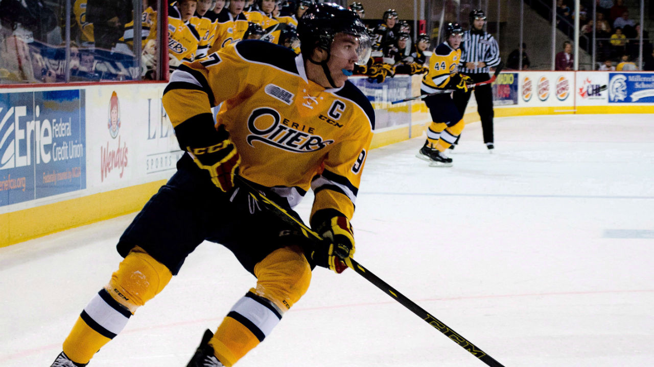 Erie Otters' Connor McDavid scores ridiculously easy-looking wraparound  goal (VIDEO)