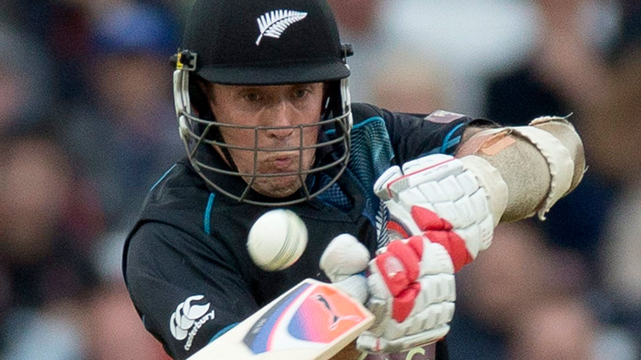 Luke-Ronchi;-New-Zealand;-Cricket-World-Cup