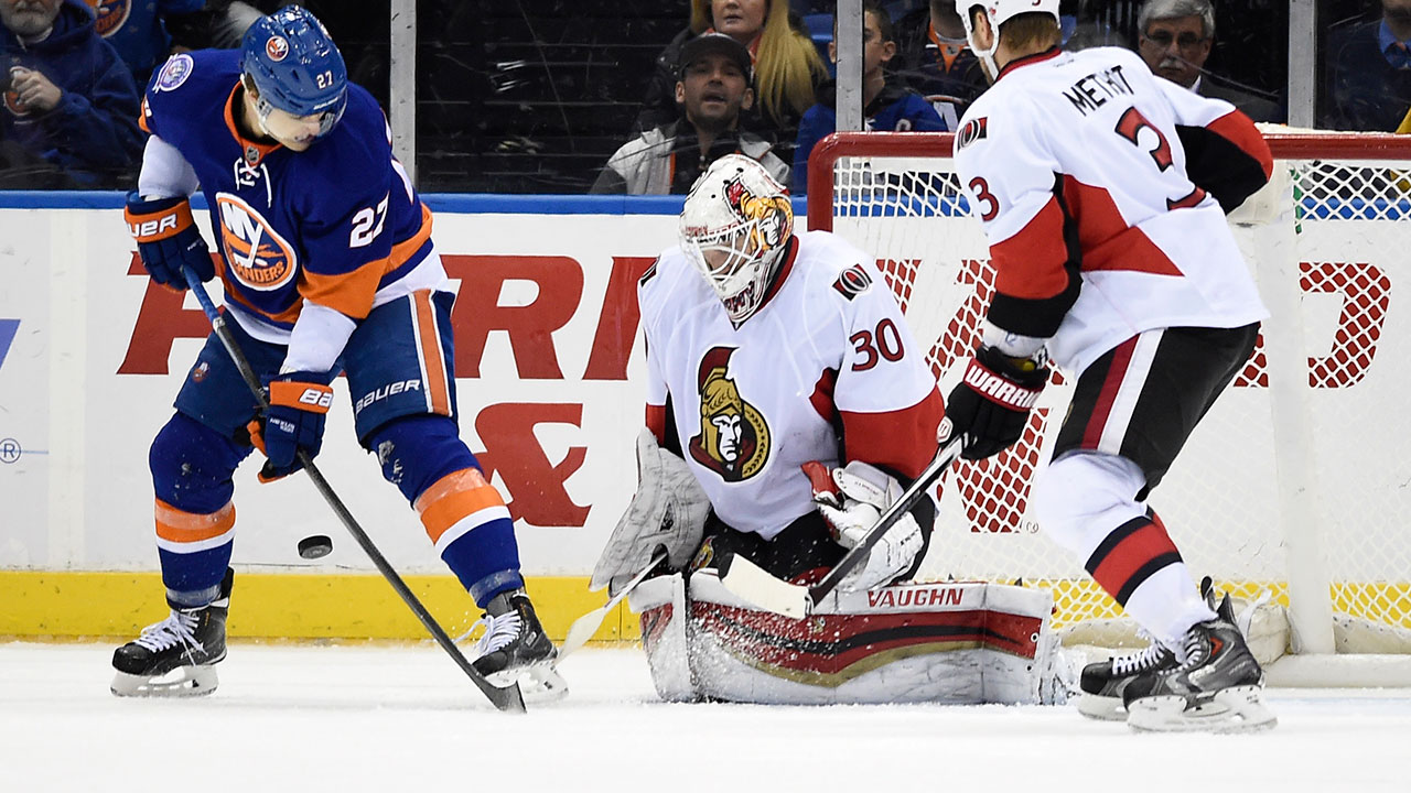 Andrew-Hammond;-Ottawa-Senators;-Andres-Lee;-New-York-Islanders;-NHL