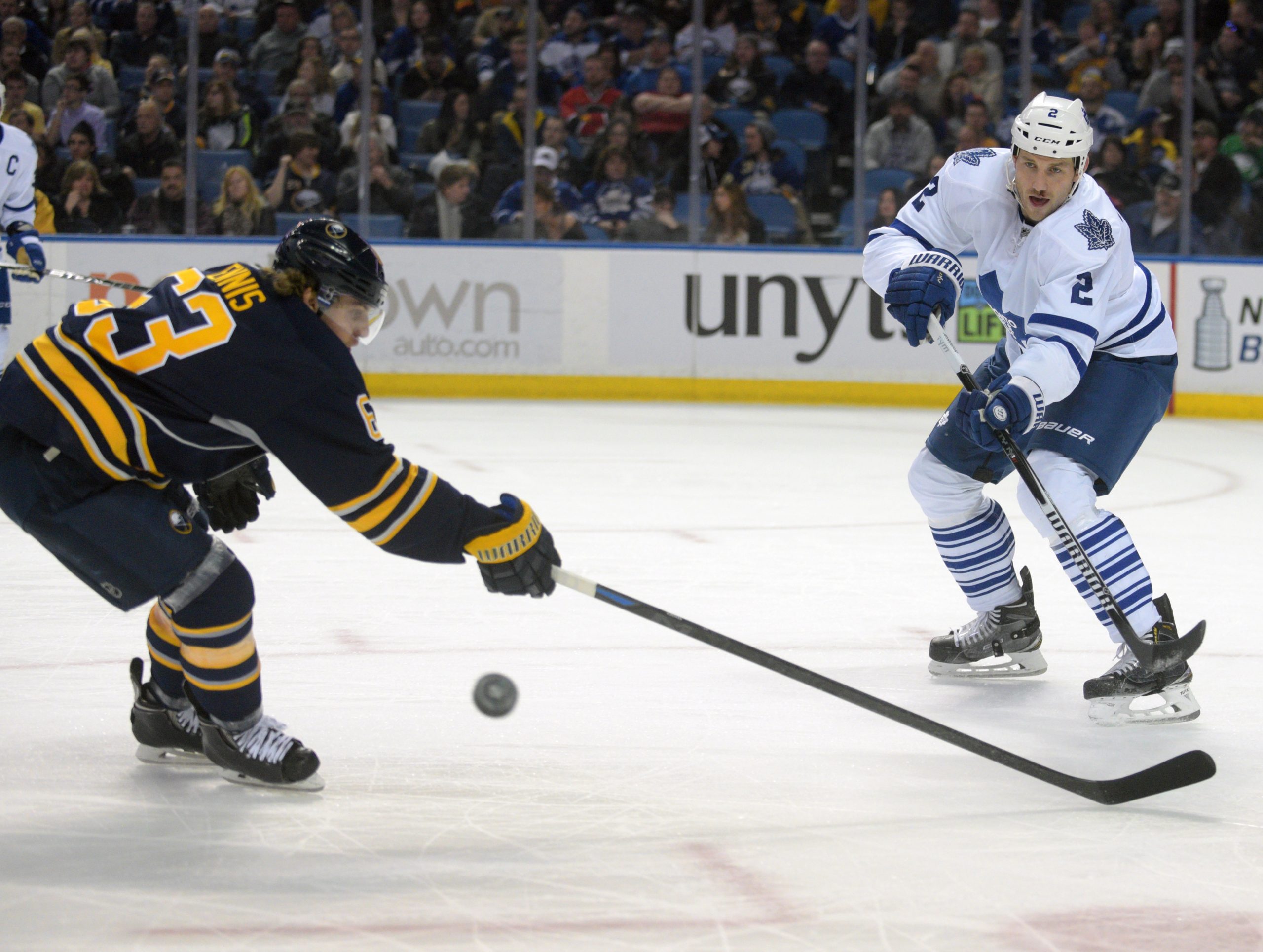 Sabres Score Three Straight To Edge Maple Leafs