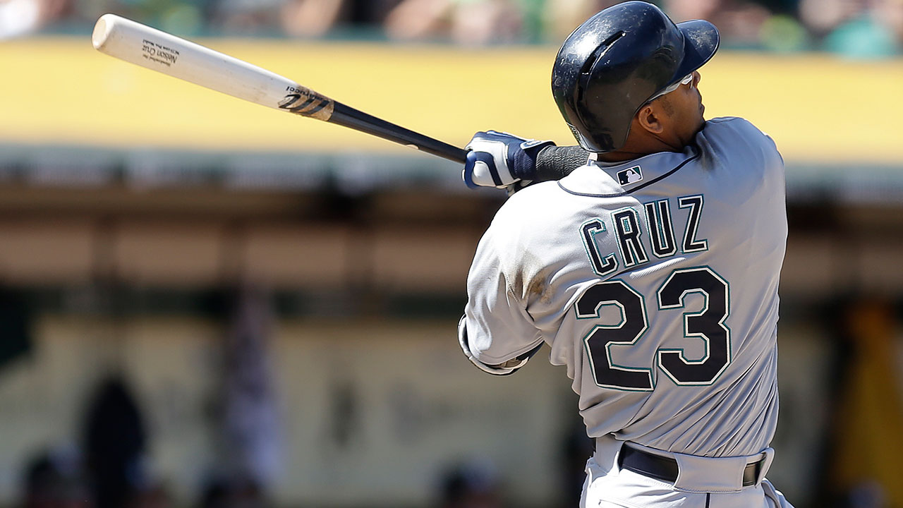 Why the Seattle Mariners Should NOT Sign Nelson Cruz