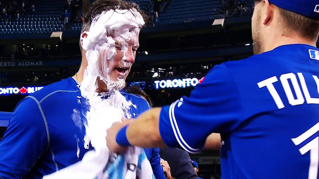 Blue Jays' Munenori Kawasaki delivers another hilarious postgame interview