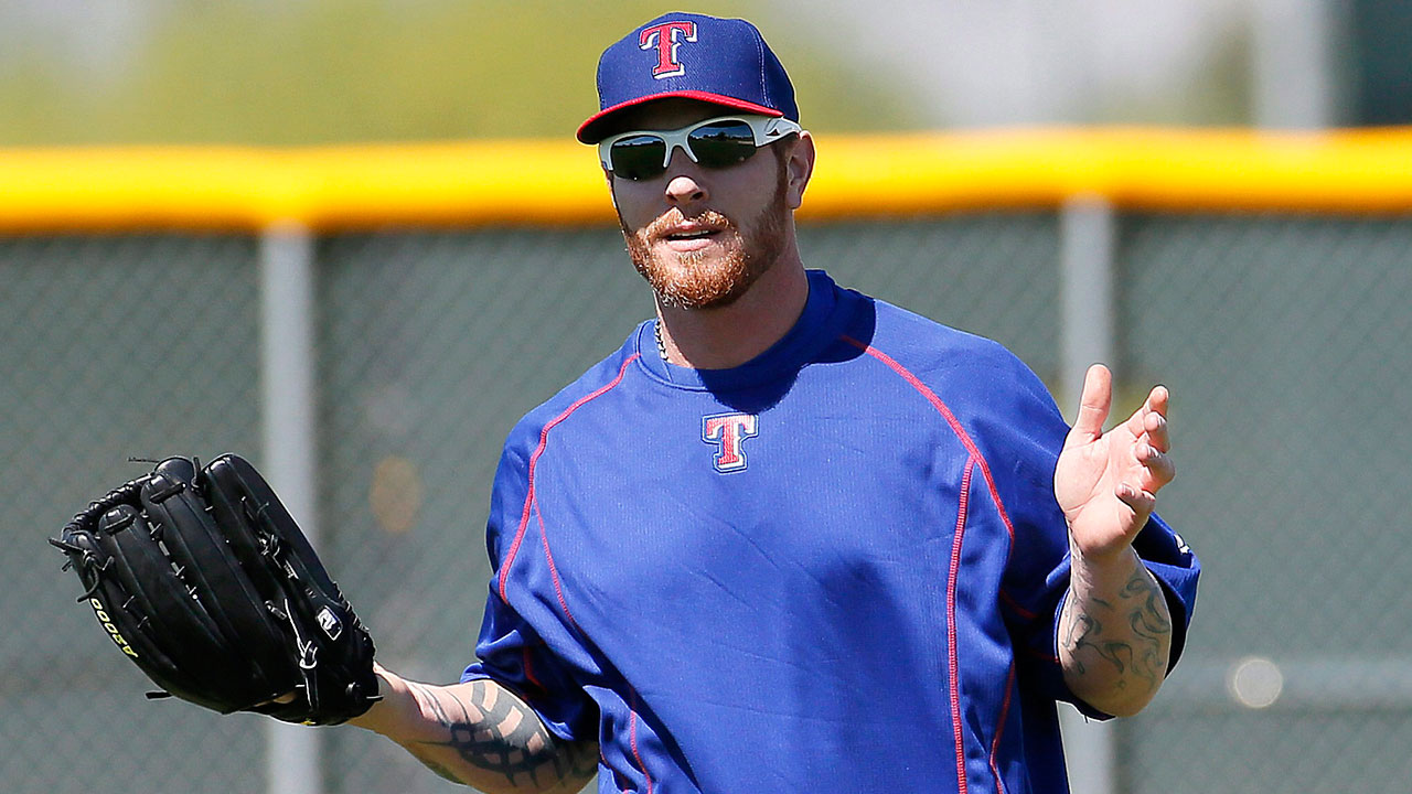 Rangers close to reacquiring outfielder Josh Hamilton from Angels