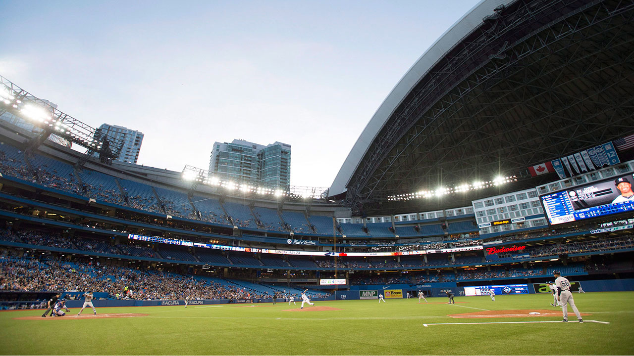 Royals Blue Jays Series Impacted After Falling Ice Damages Rogers Centre Dome Cbssports Com