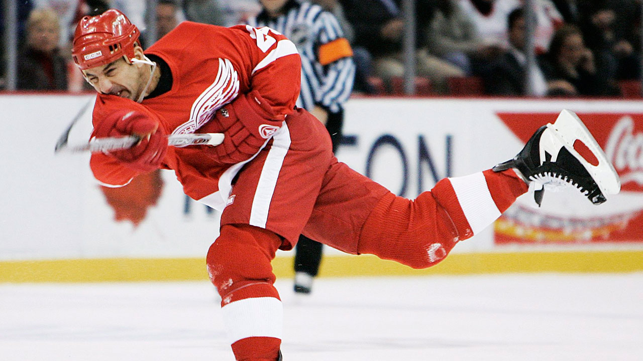 Chris Chelios leaving Red Wings to return to Chicago - Sports Illustrated
