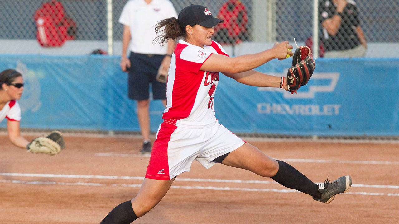 Canada Upsets U S To Win Women S Softball Gold