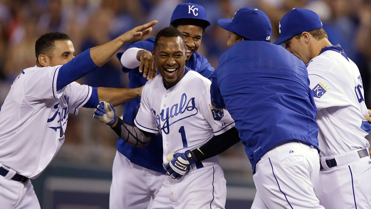 New father Lorenzo Cain earns MVP trophy at ALCS (VIDEO)