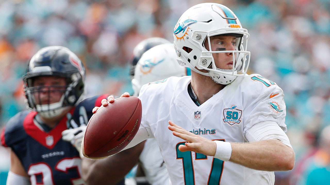 Houston Texans lose to Miami Dolphins, NFL 2022 season record drops to  1-9-1 - Battle Red Blog