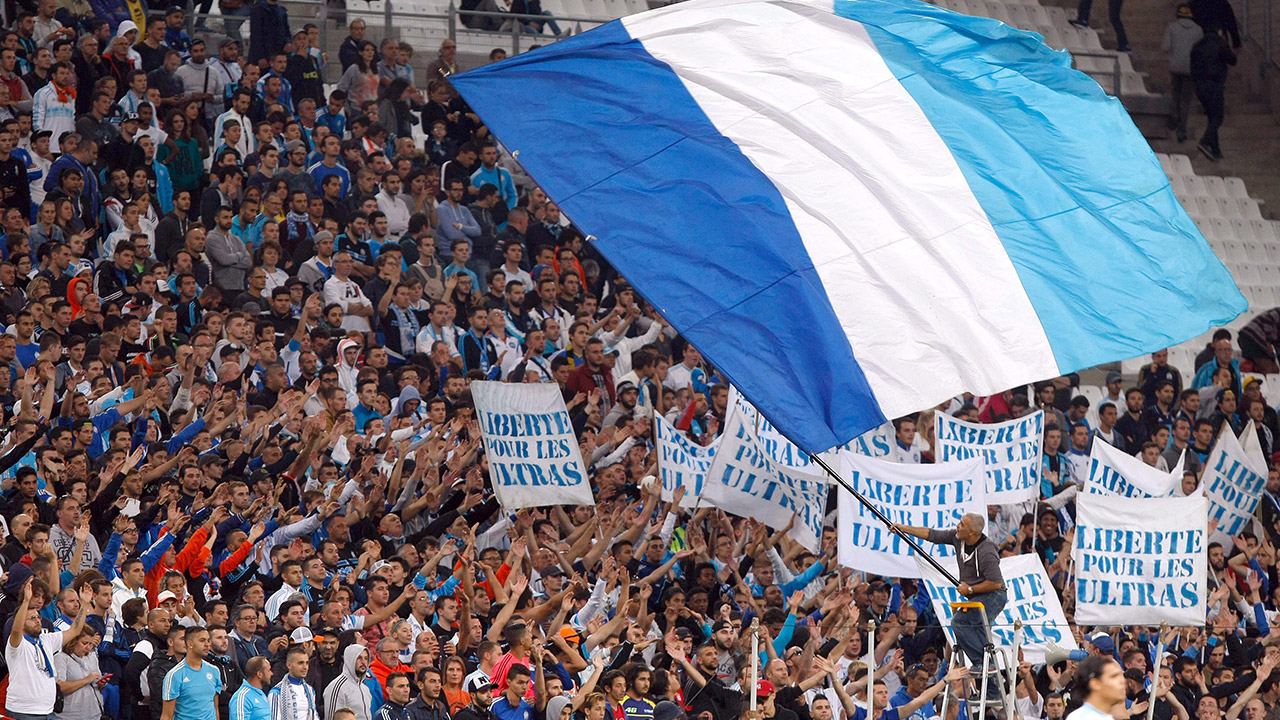 Marseille draw with Lyon held up by crowd trouble aimed at Valbuena, Ligue  1