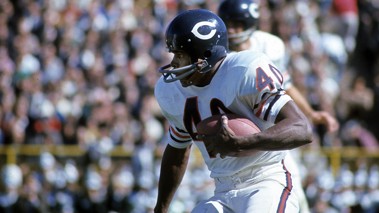 Today in Pro Football History: 1965: Rookie Gale Sayers Scores 6 Touchdowns  vs. 49ers