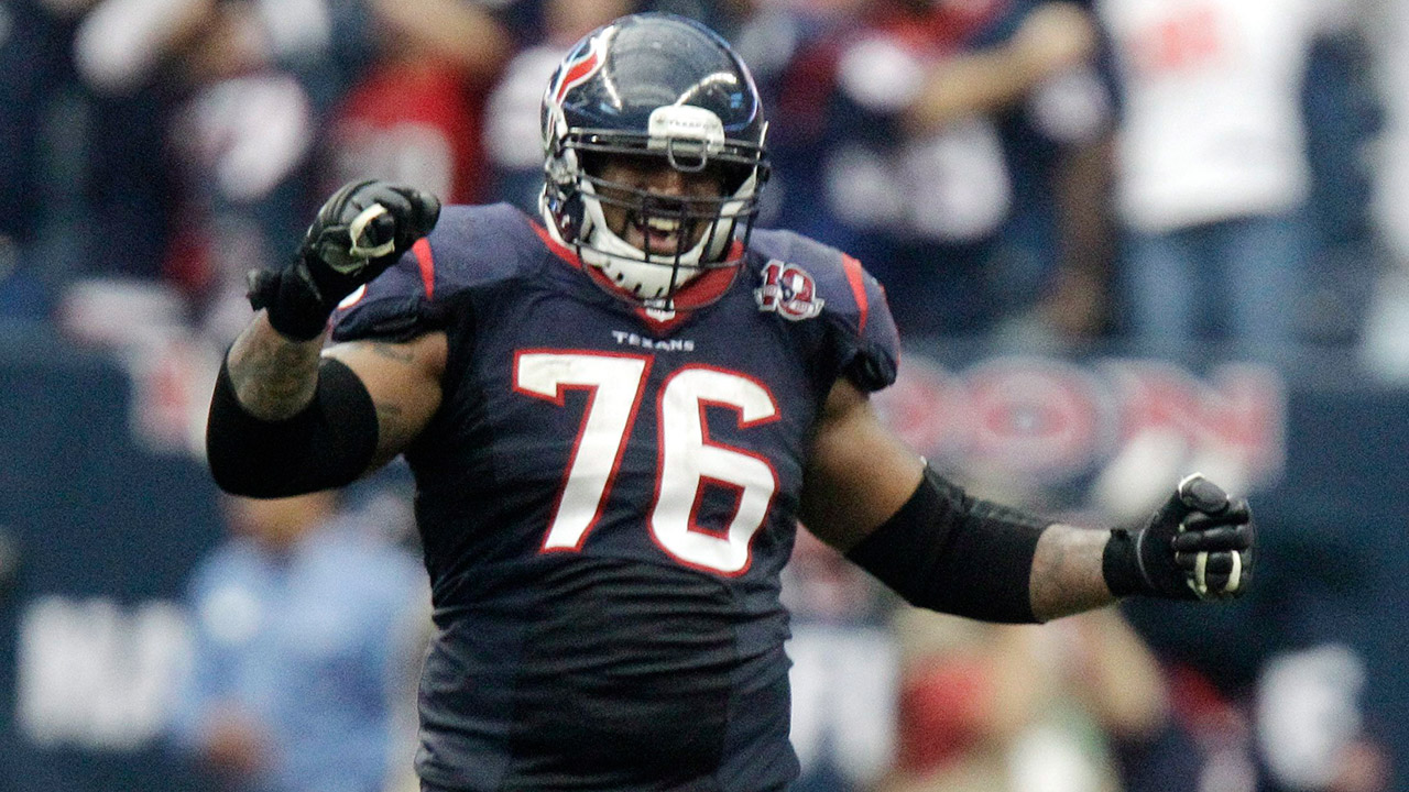 Seattle Seahawks offensive lineman Duane Brown (76) lines up for the snap  during an NFL football game against the Houston Texans, Sunday, Dec. 12,  2021, in Houston. (AP Photo/Matt Patterson Stock Photo - Alamy