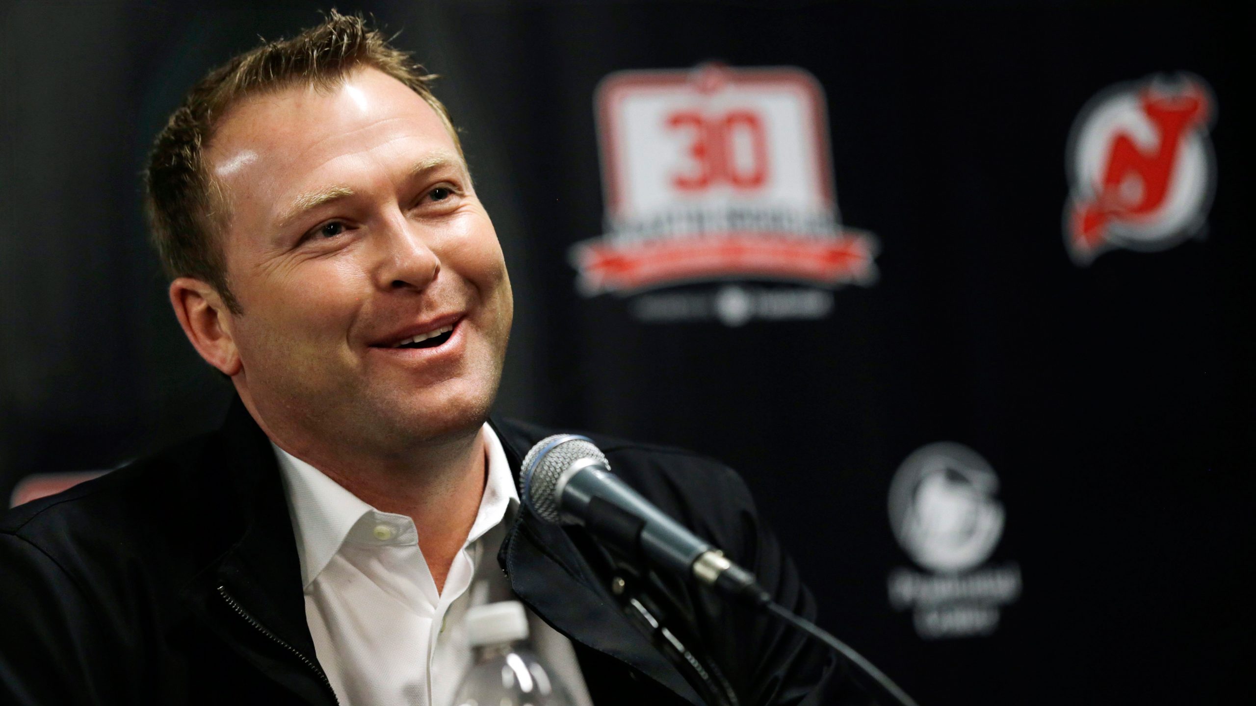 Martin Brodeur, legendary goalie, has No. 30 retired by New Jersey Devils –  New York Daily News