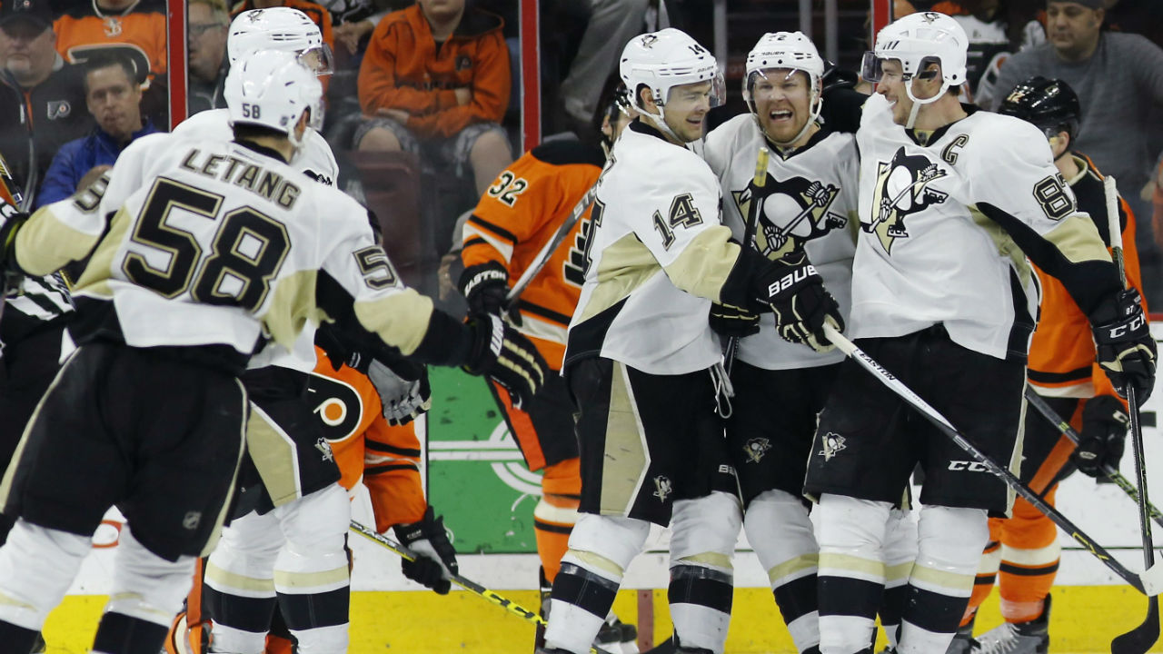 Penguins widen gap in playoff race with win over Flyers